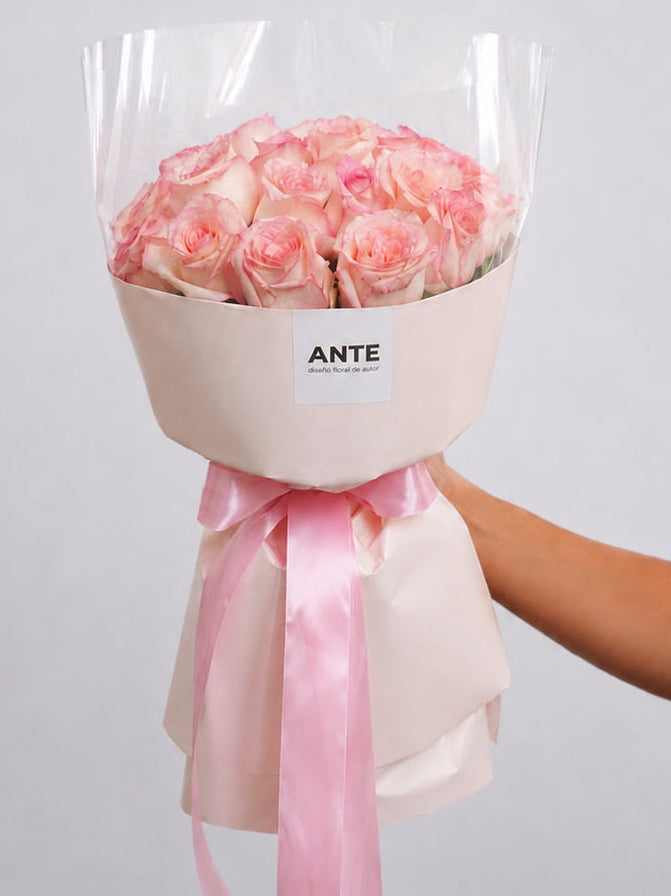 Ramo de 24 Rosas Rosas CDMX | ANTE Diseño Floral