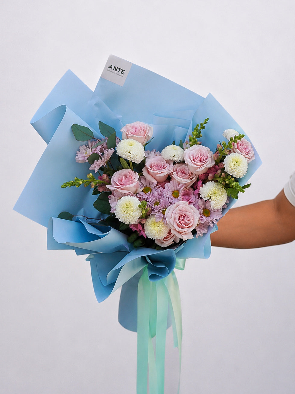 Ramo de Flores Chihiro CDMX | ANTE Diseño Floral
