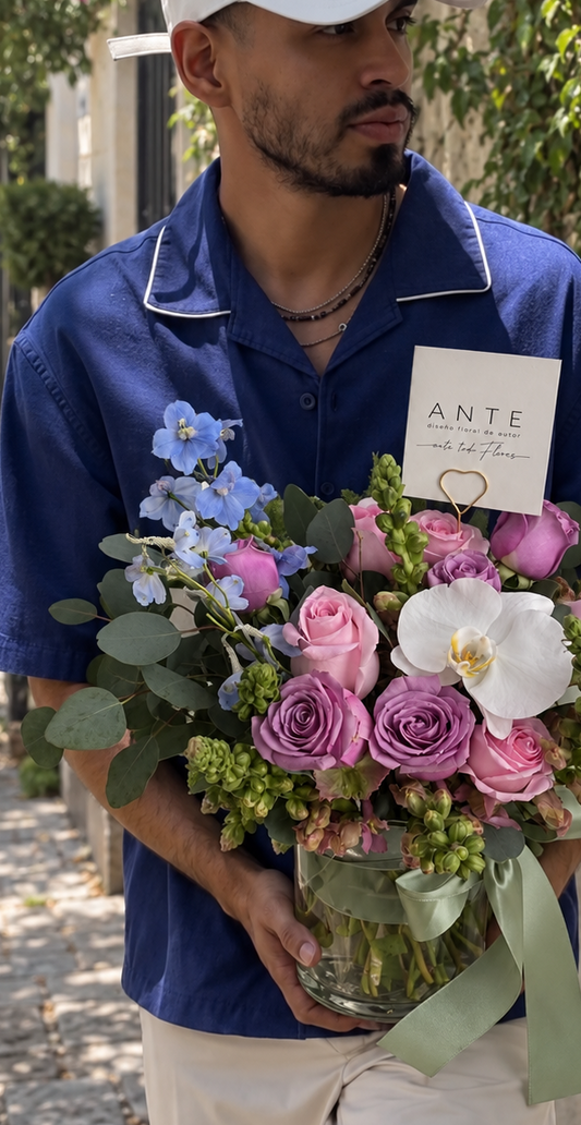 Arreglo Floral Encanto Celeste