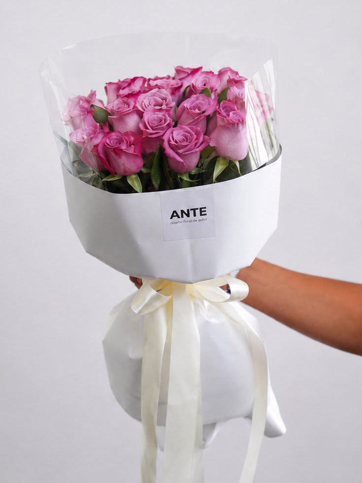 Ramo de 24 Rosas Moradas CDMX | ANTE Diseño Floral