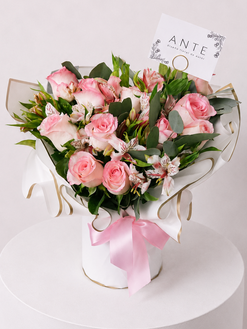 Ramo Giri CDMX | Rosas Rosas y Alstroemeria | ANTE Diseño Floral