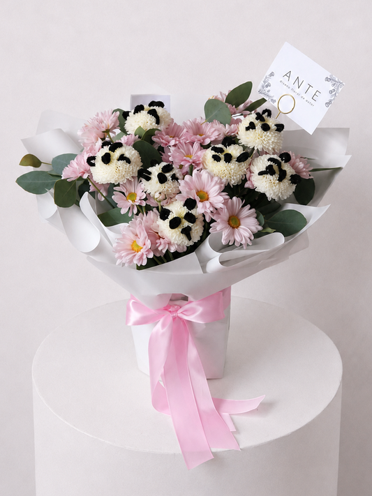 Ramo Kawaii CDMX | Ramo con Panditas | ANTE Diseño Floral